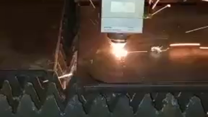 CO2 to fiber laser - برای اولین بار در ایران تبدیل لیزر CO2 به فایبر -